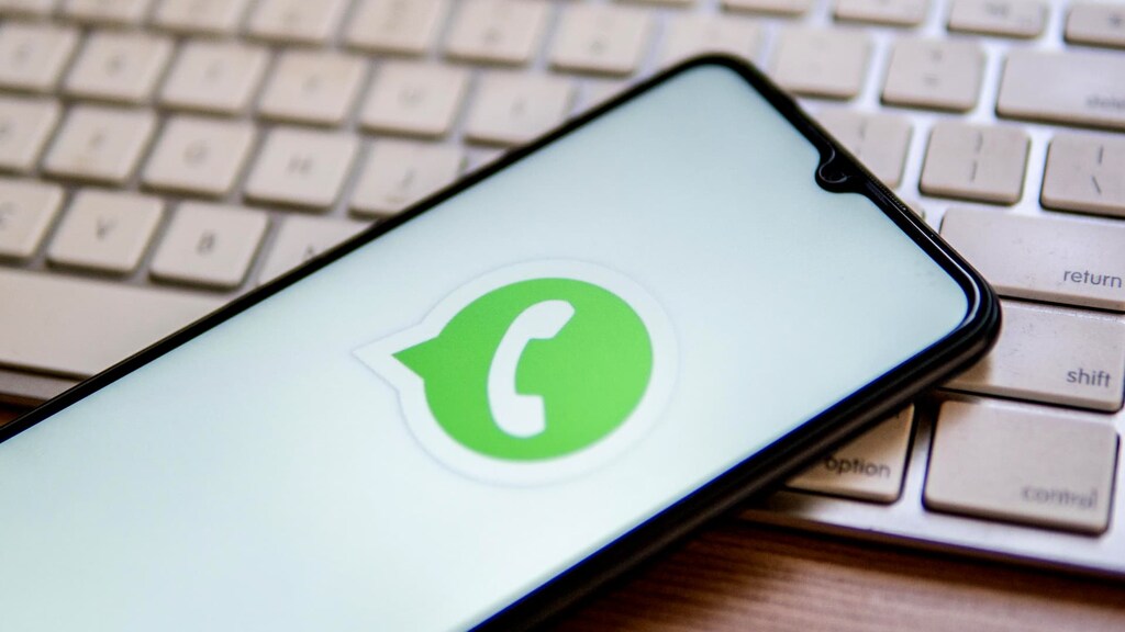 Cara Mengaktifkan Mode DND Di WhatsApp Supaya Tak Terganggu Notifikasi 2025