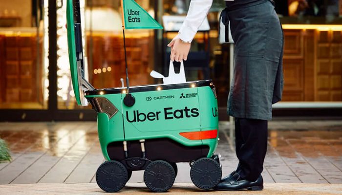 Uber Eats Luncurkan Robot Pengantar Makanan!