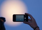 5 Cara Memotret Langit Malam dengan Smartphone