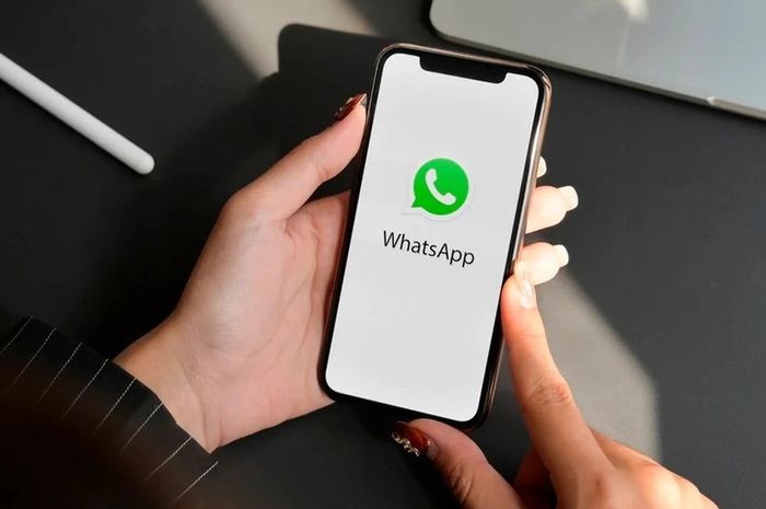 5 Tips Menjaga Privasi Kamu Di WhatsApp!