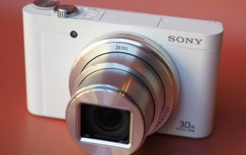 10 Rekomendasi Kamera Sony Cybershot Murah Terbaik di 2024