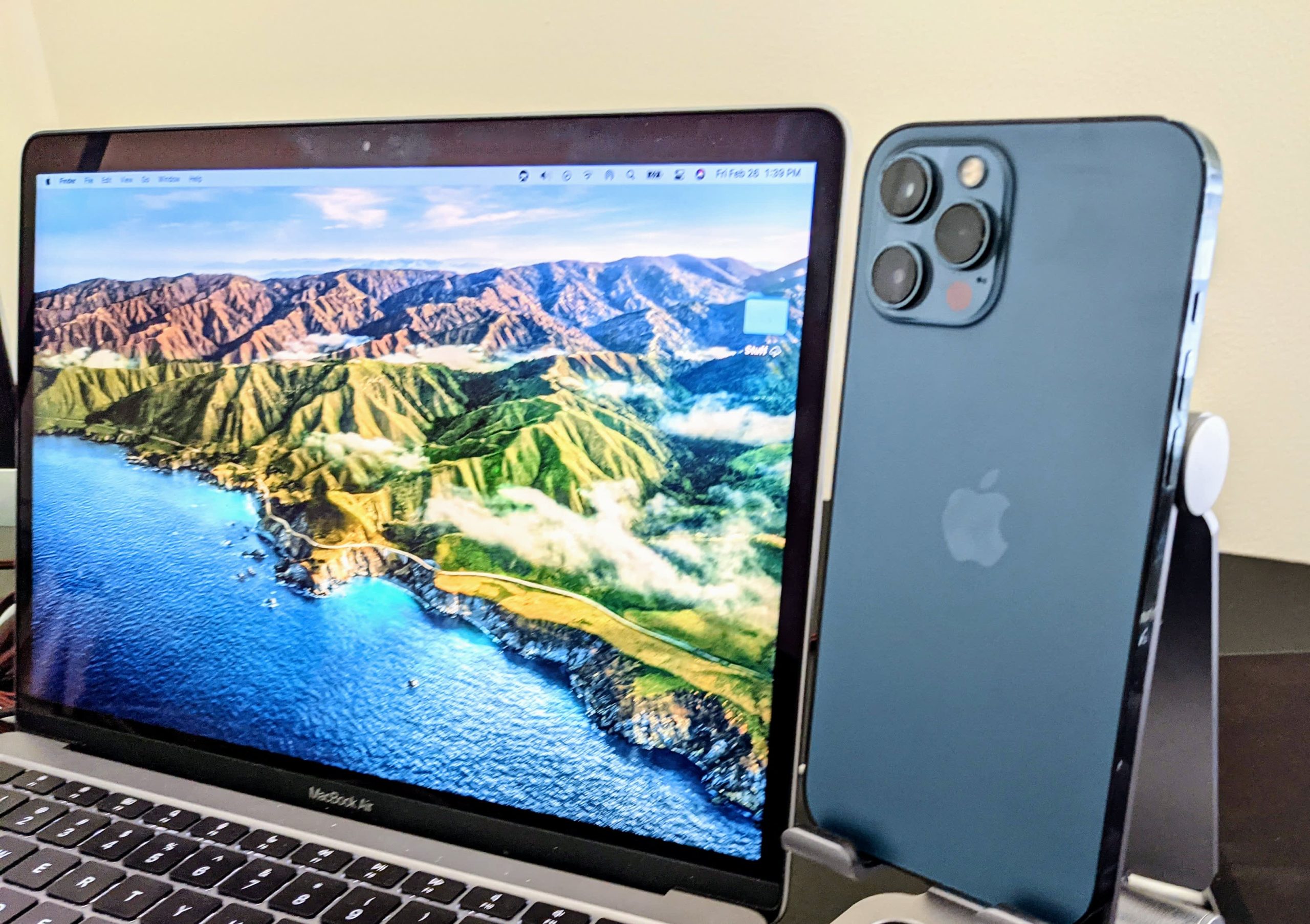 Cara Menjadikan iPhone Sebagai Webcam di Mac