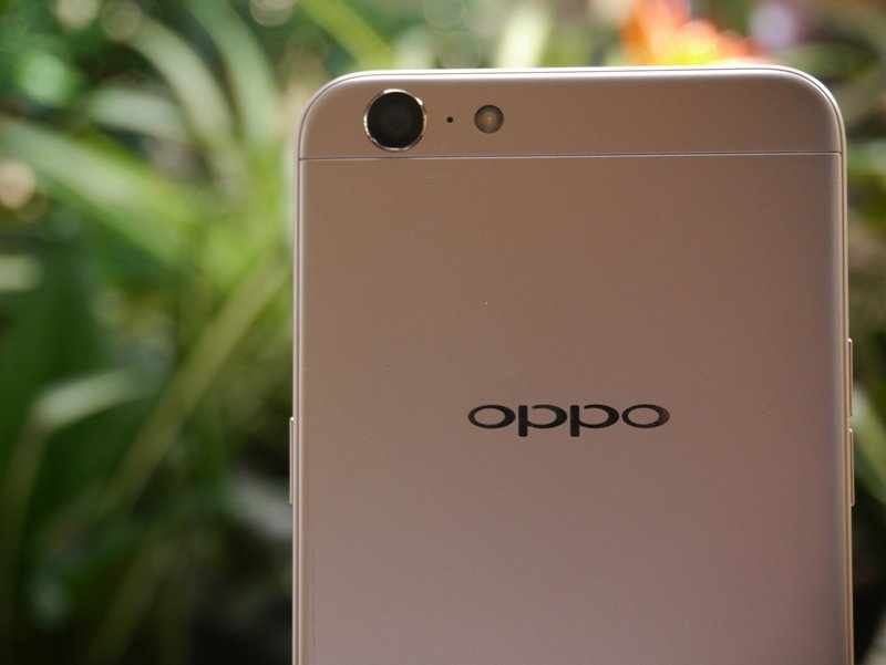 10 HP OPPO RAM 3 GB dengan Harga Bersahabat