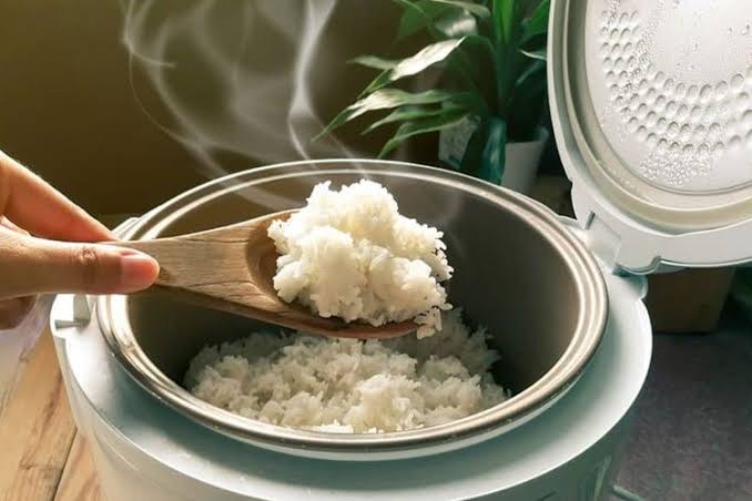 13 Rice Cooker Low Carbo Terbaik 2024: Nasi Pulen, Rendah Karbohidrat!