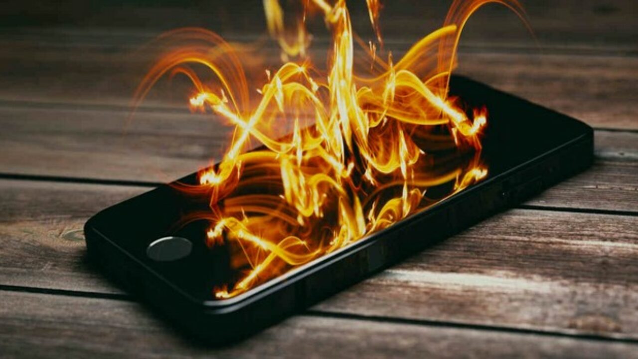 Handphone Overheat? Jangan Panik! Begini Cara Mengatasinya