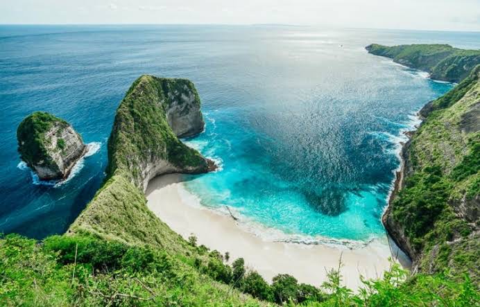 10 Destinasi Alam Bali yang Wajib Kamu Rekam Pake Drone, Gak Bakal Nyesel Deh!