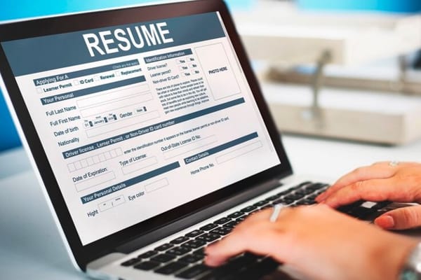 10 Tools AI Buat Bikin Resume & CV Terbaik di 2024