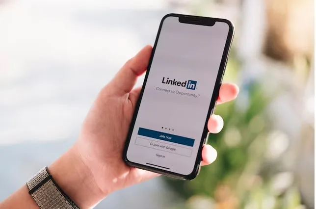 Cara Agar Akun LinkedIn Kamu Gak Muncul di Google