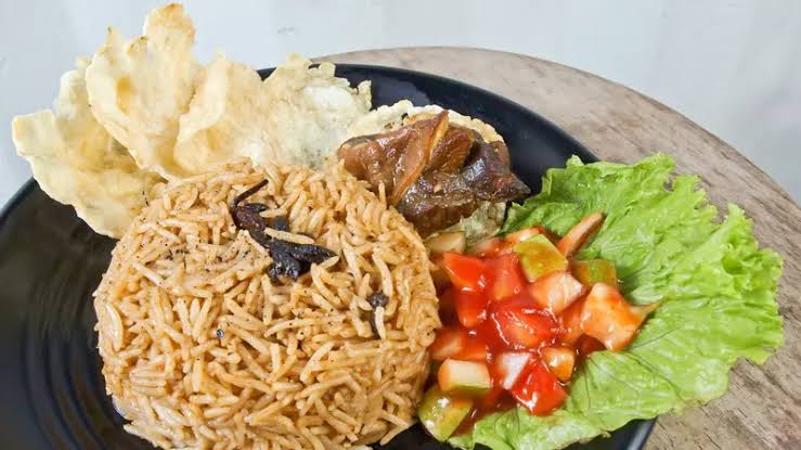 10 Ide Jualan Nasi Kekinian Selain Nasi Padang yang Pasti Laku Keras