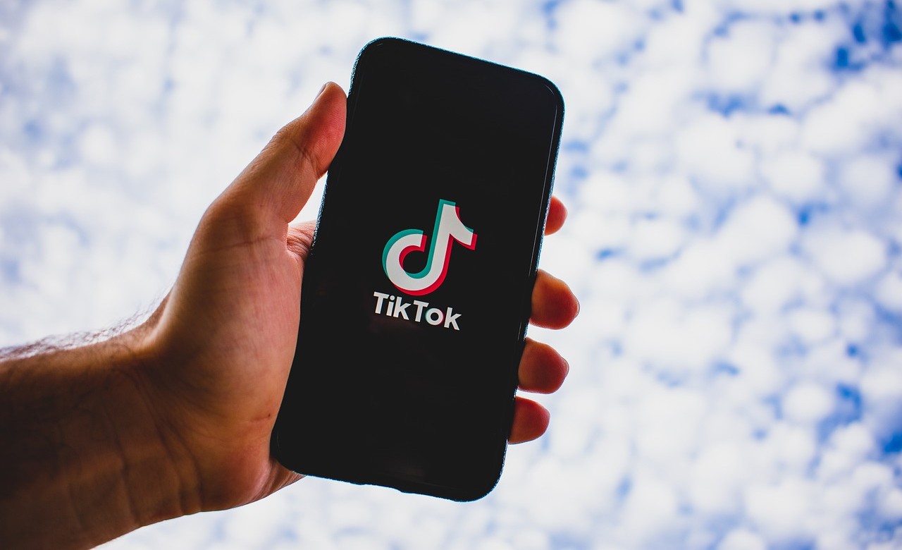 Jangan Sedih Dulu! Ini 8 Cara Balikin Akun TikTok yang Kehapus