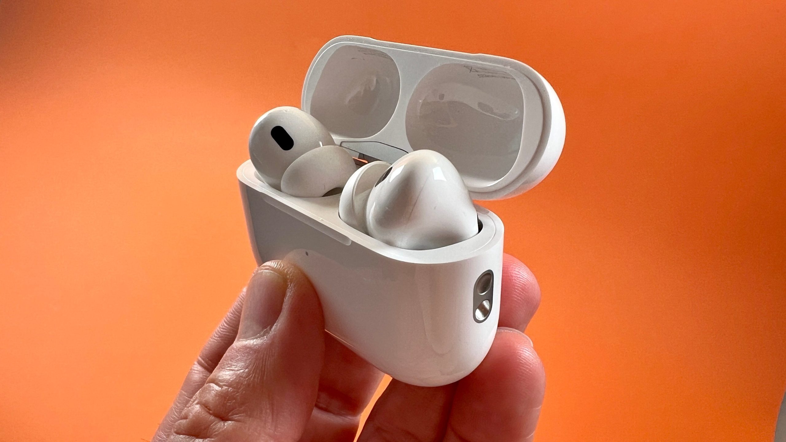 AirPods Generasi Terbaru Akan Dibekali Fitur Deteksi Detak Jantung dan Suhu Tubuh