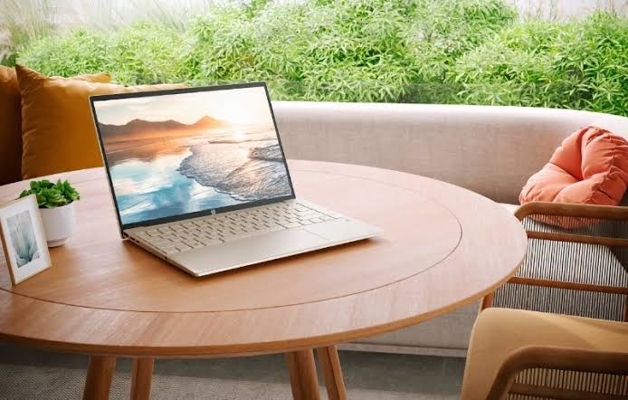 Freelance Makin Diminati Gen Z! 5 Laptop Budget-Friendly yang Bikin Kerjaan Makin Lancar