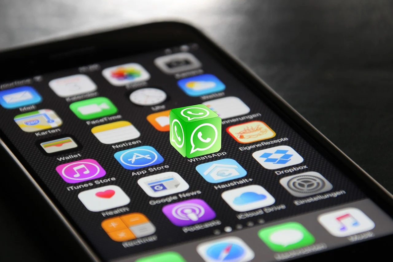 Chat Rahasia di WhatsApp Bisa Kamu Sembunyiin, Gini Caranya!