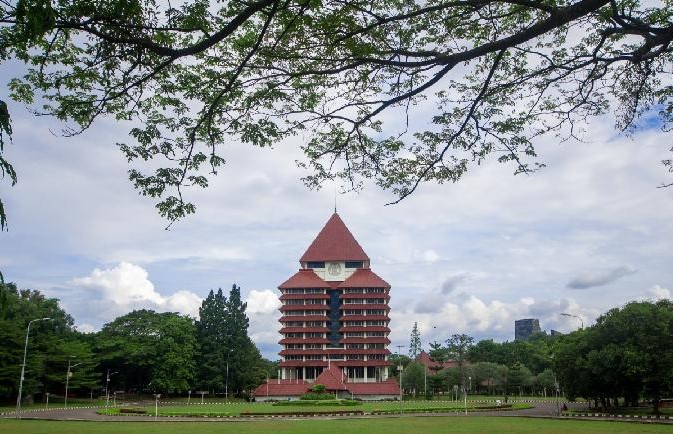 20 PTN dengan Peminat Terbanyak pada UTBK SNBT 2025