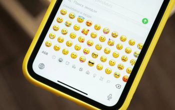 Tutorial Emoji iPhone untuk Newbie: Bikin Chatting Anti Boring!