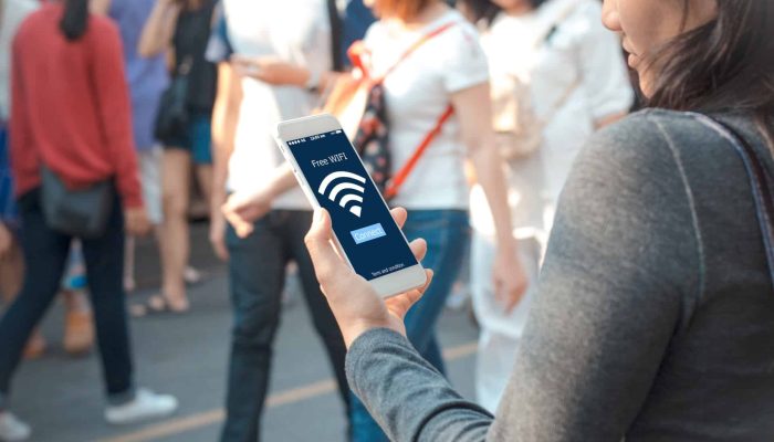 Ini 10 Cara Aman Menggunakan WiFi Publik agar Data Pribadi Nggak Dicuri