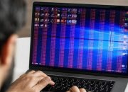 6 Cara Mengatasi Layar Laptop Bergaris dengan Mudah