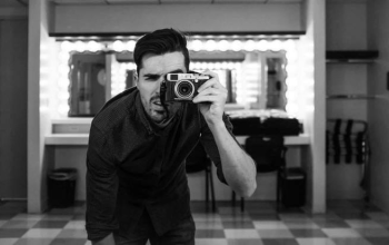 7 Tips Bikin Foto Hitam Putih ala Leica Modal HP