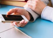 Ruang Penyimpanan HP Sering Penuh? Ini 6 Solusi yang Bisa Kamu Coba!