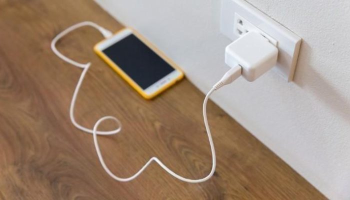 Baterai Nggak Terisi? Kenali 11 Penyebab Dan Solusinya!