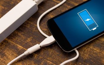 11 Solusi Praktis Mengatasi HP Yang Gagal Di Cas