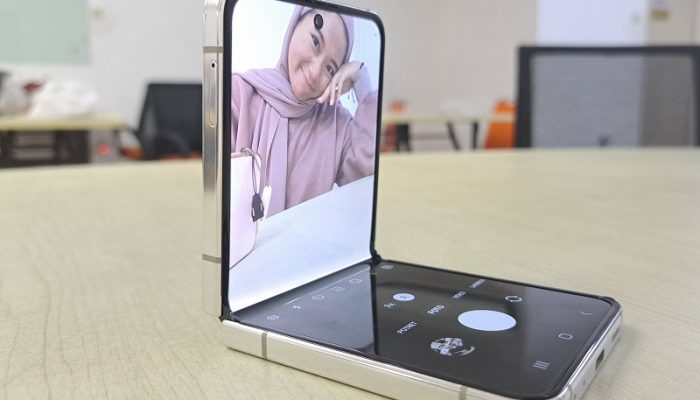 5 Trik Maksimalkan Kamera HP Lipat Biar Hasil Foto & Video Lebih Keren