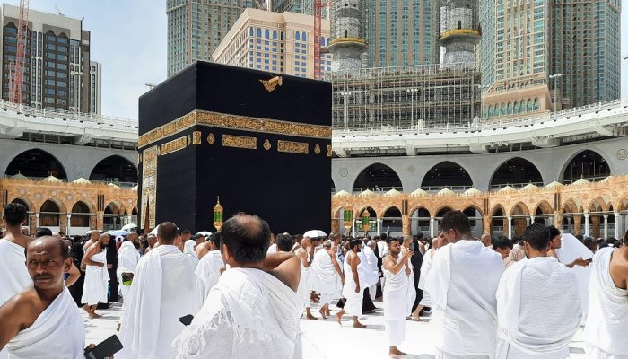 Ini 6 Aplikasi yang Wajib Kamu Punya Biar Umrah Mandiri Makin Lancar