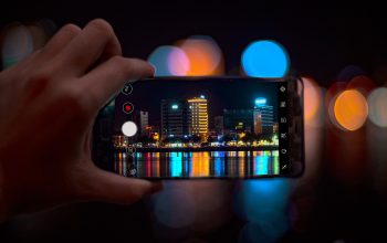 5 HP dengan Kamera Paling Jernih Untuk Foto Malam Hari