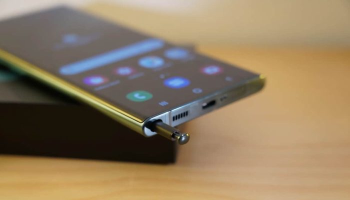 4 HP Layar Lengkung Murah yang Worth It Dibeli di Akhir Tahun 2025