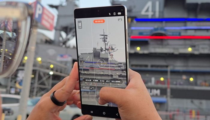 Trik Pakai Galaxy LOG Buat Bikin Konten di Tahun Baru Lebih Sinematik & Estetik