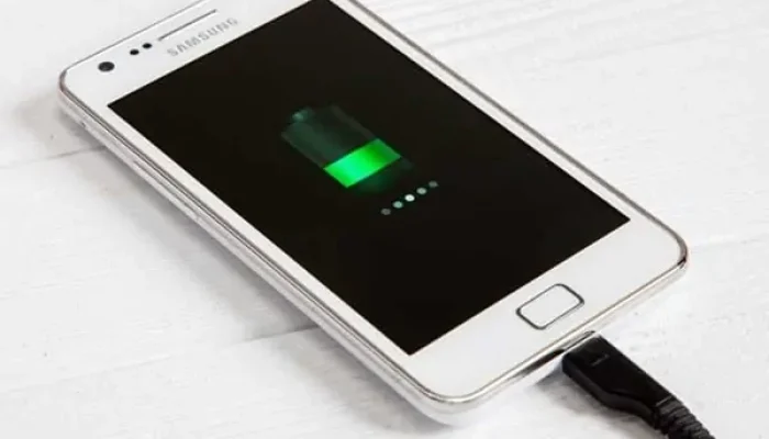 Trik Ampuh Mengecas HP Supaya Proses Pengisian Makin Cepat