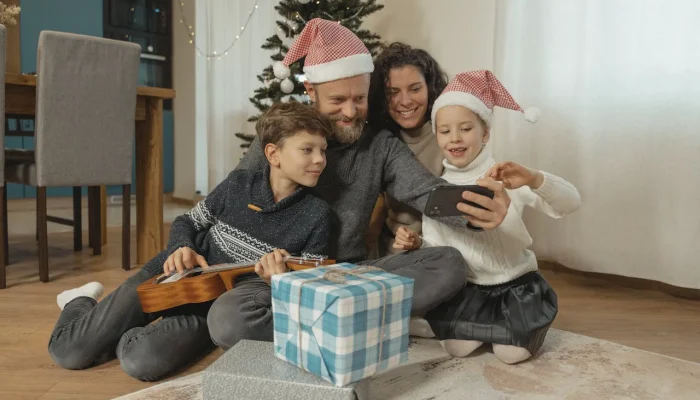 5 Cozy Game Paling Seru Buat Nemenin Kamu Libur Natal & Tahun Baru 2025