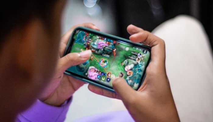 Rekomendasi HP Gaming 2 Jutaan Paling Worth It Buat Push Rank