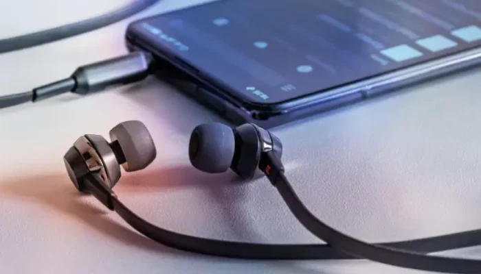 Tips Rawat Headset Kabel Biar Nggak Gampang Rusak Sebelah