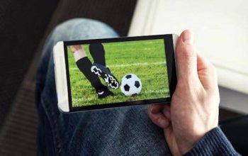 Rekomendasi Aplikasi Streaming Bola Di HP: Lengkap Dan Legal