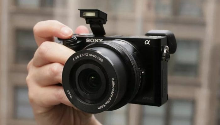 Trik Pilih Kamera Mirrorless Bekas Buat yang Baru Nyemplung ke Dunia Fotografi