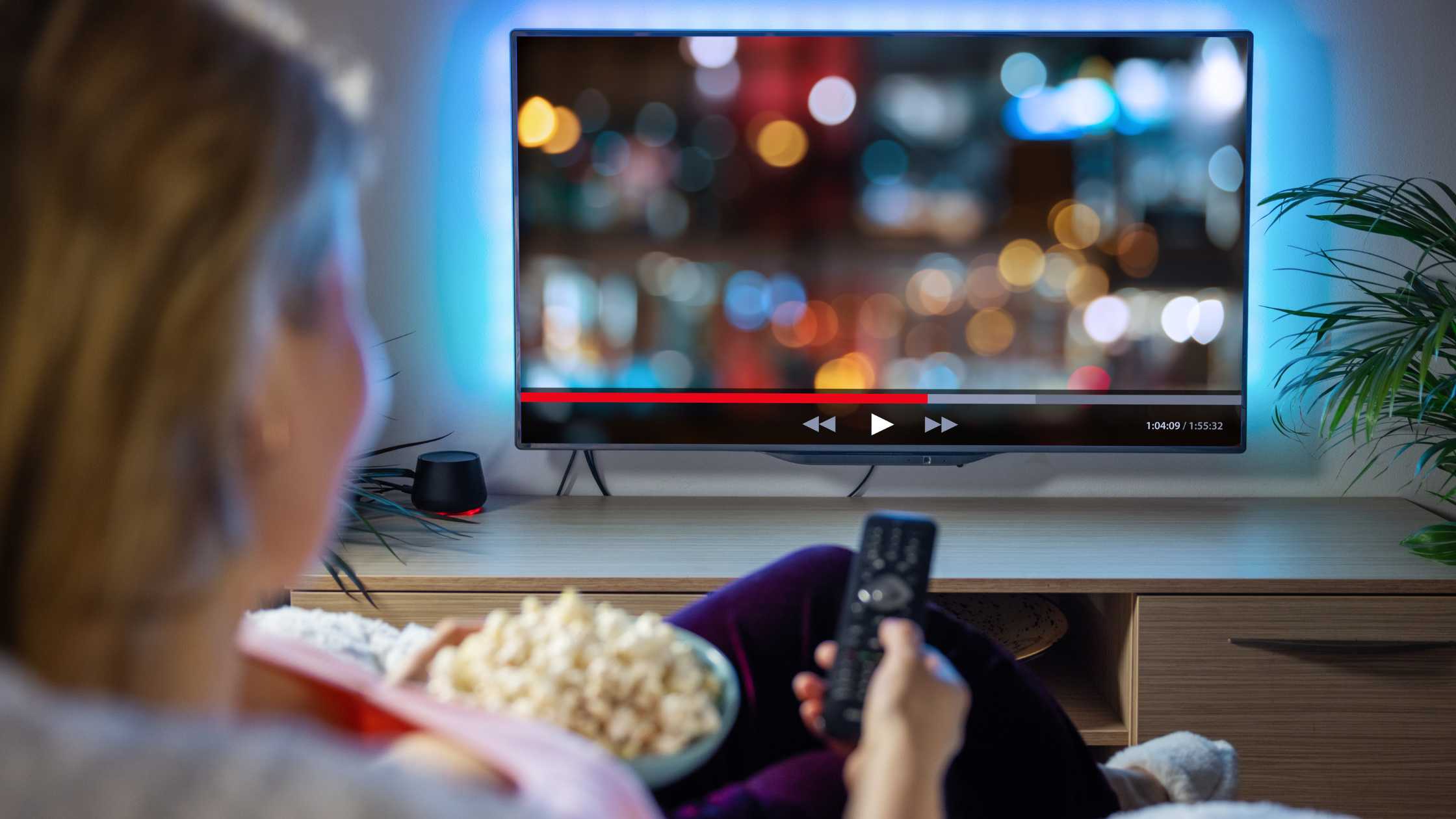 5 Cara Nonton Youtube Di TV Secara Mudah Dan Anti Ribet 2026 