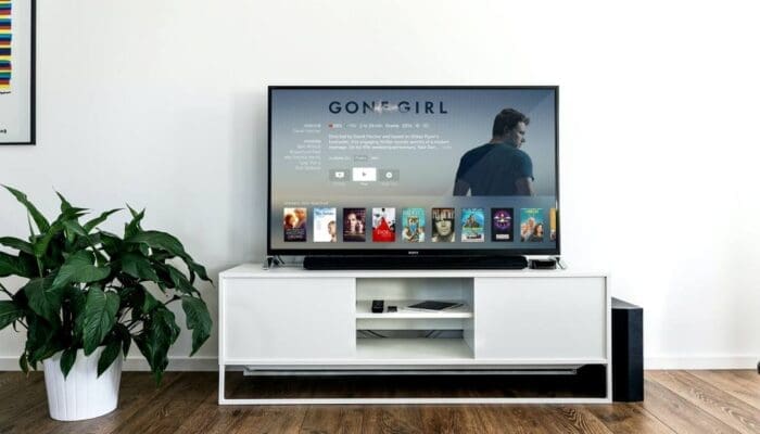 Rekomendasi Smart TV Murah dengan Fitur Canggih dan Harga Masuk Akal