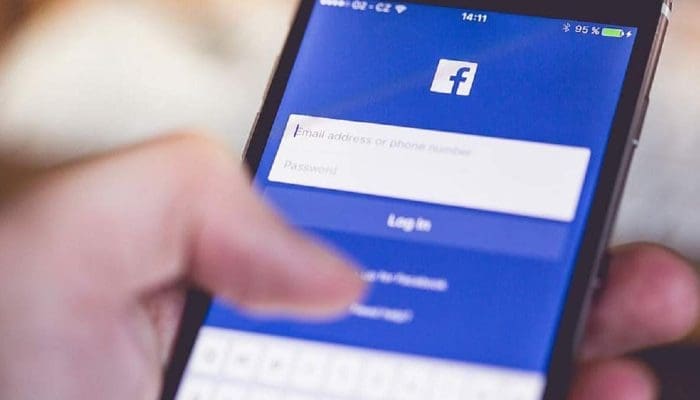 Tips Atasi Chat Facebook Lite yang Stuck dan Nggak Bisa Diakses