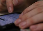 4 Cara Membaca Chat WhatsApp Tanpa Ketahuan Pengirim