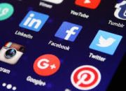 Ingin Nama Aplikasi Di HP Berbeda? Ini Triknya!